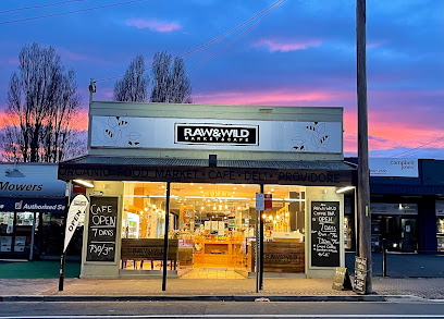 RAW & WILD Market & Cafe