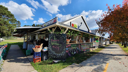 Roberston Fruit Shop