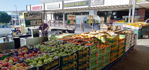 Yuen's Farmers Market