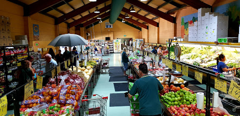 Lawnton Country Markets Fruit Shop