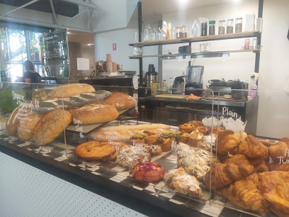 Ray's Cafe and Patisserie