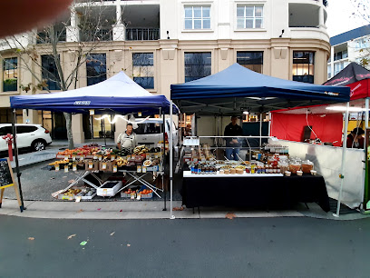 Emerald Lakes Market
